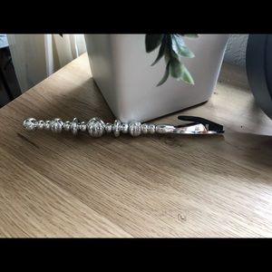 SOLD 🔥HUGE MOVING SALE🔥 Bracelet Buddy